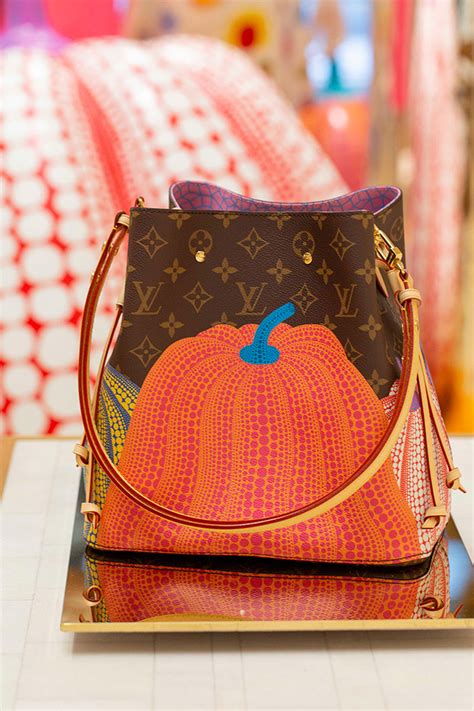 yayoi kusama louis vuitton bag price|Louis Vuitton yayoi kusama neverfull.